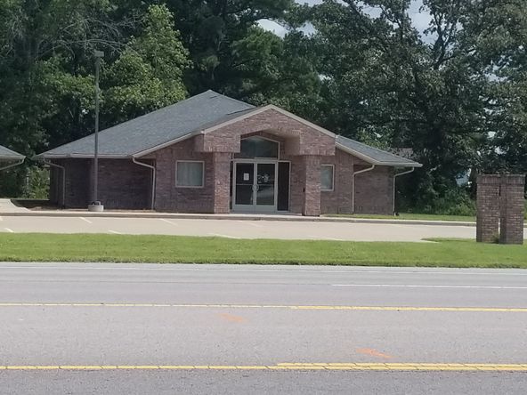 3022 S Park Ave, Herrin, IL 62948